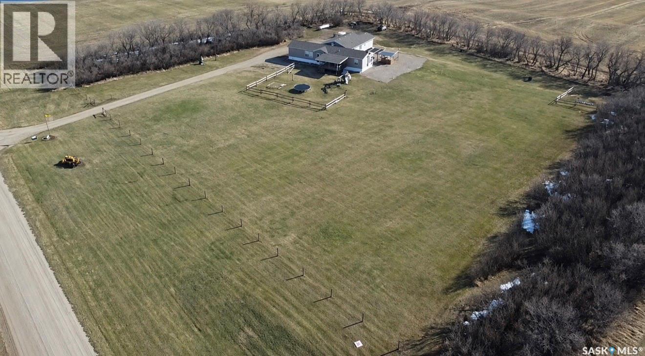West Outlook Acreage, Fertile Valley Rm No. 285, Saskatchewan  S0L 2N0 - Photo 2 - SK030627