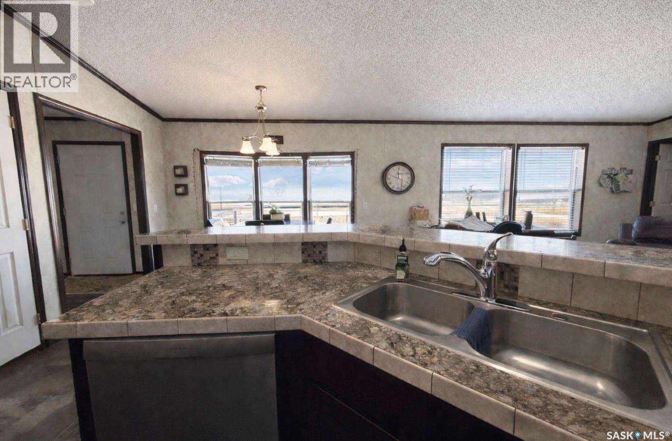 West Outlook Acreage, Fertile Valley Rm No. 285, Saskatchewan  S0L 2N0 - Photo 6 - SK030627