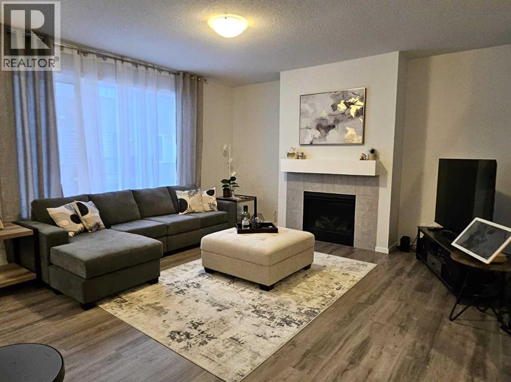 26 Carringwood Street NW, Calgary, Alberta  T3P 2A8 - Photo 5 - A2285730