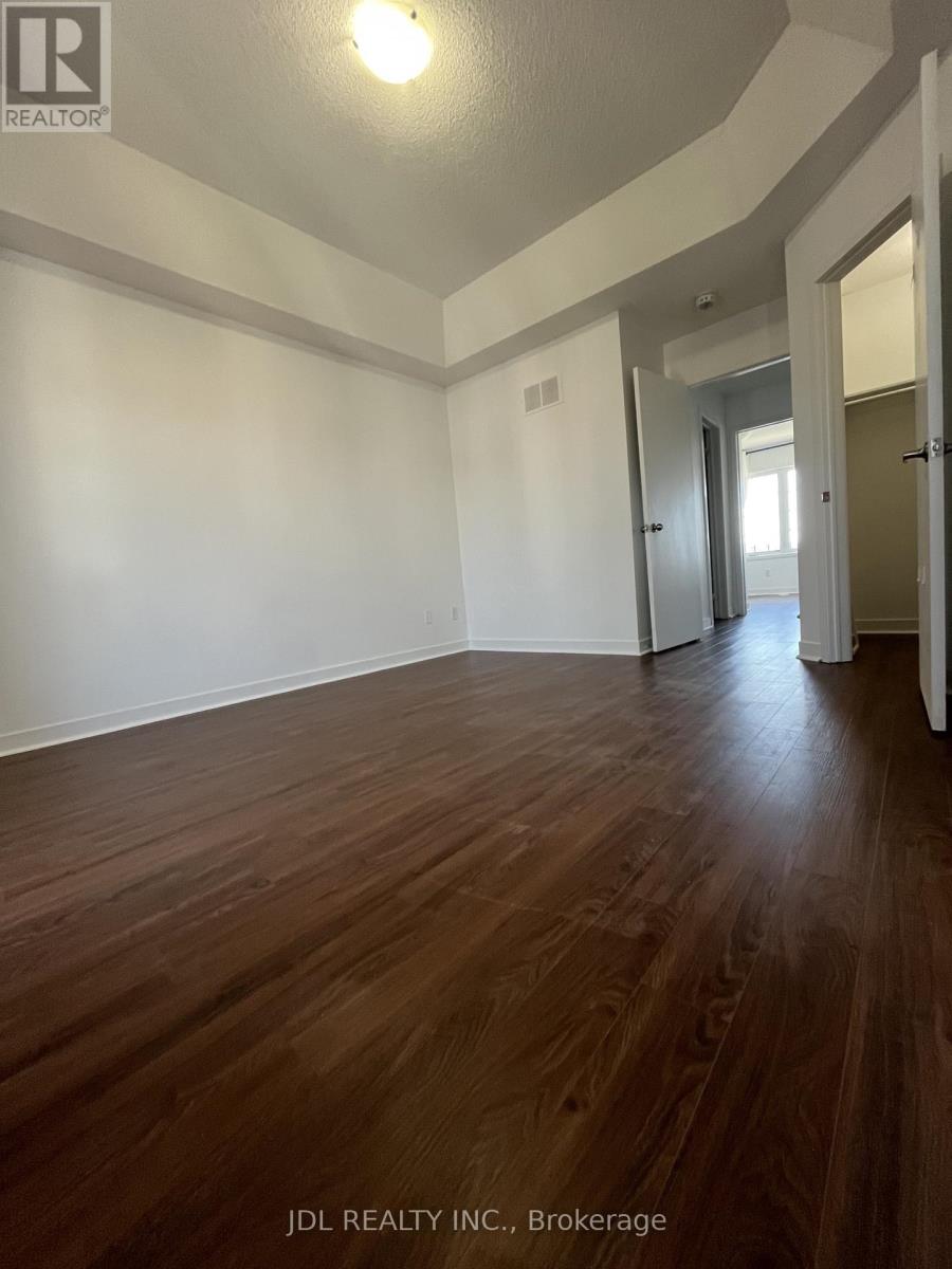 302 Clay Stones Street, Newmarket, Ontario  L3X 0M1 - Photo 7 - N12551832