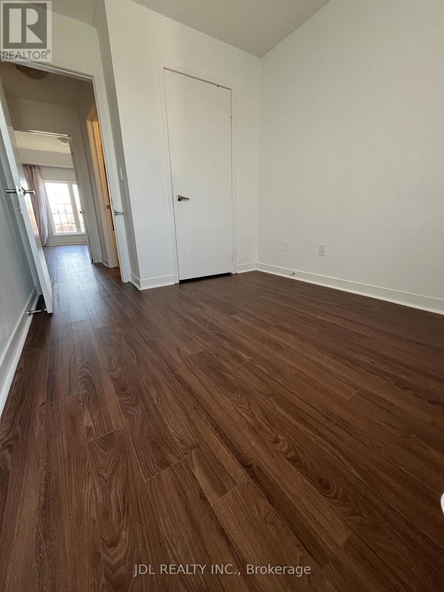 302 Clay Stones Street, Newmarket, Ontario  L3X 0M1 - Photo 9 - N12551832