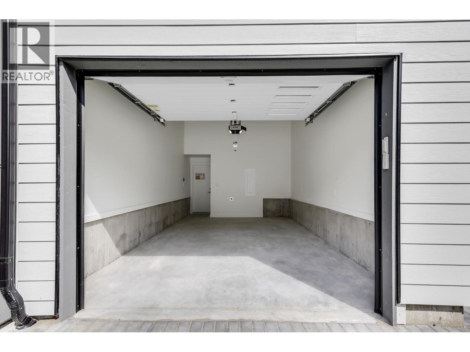 1005 Phare Crescent, Pemberton, British Columbia  V0N 2L1 - Photo 24 - R3114883