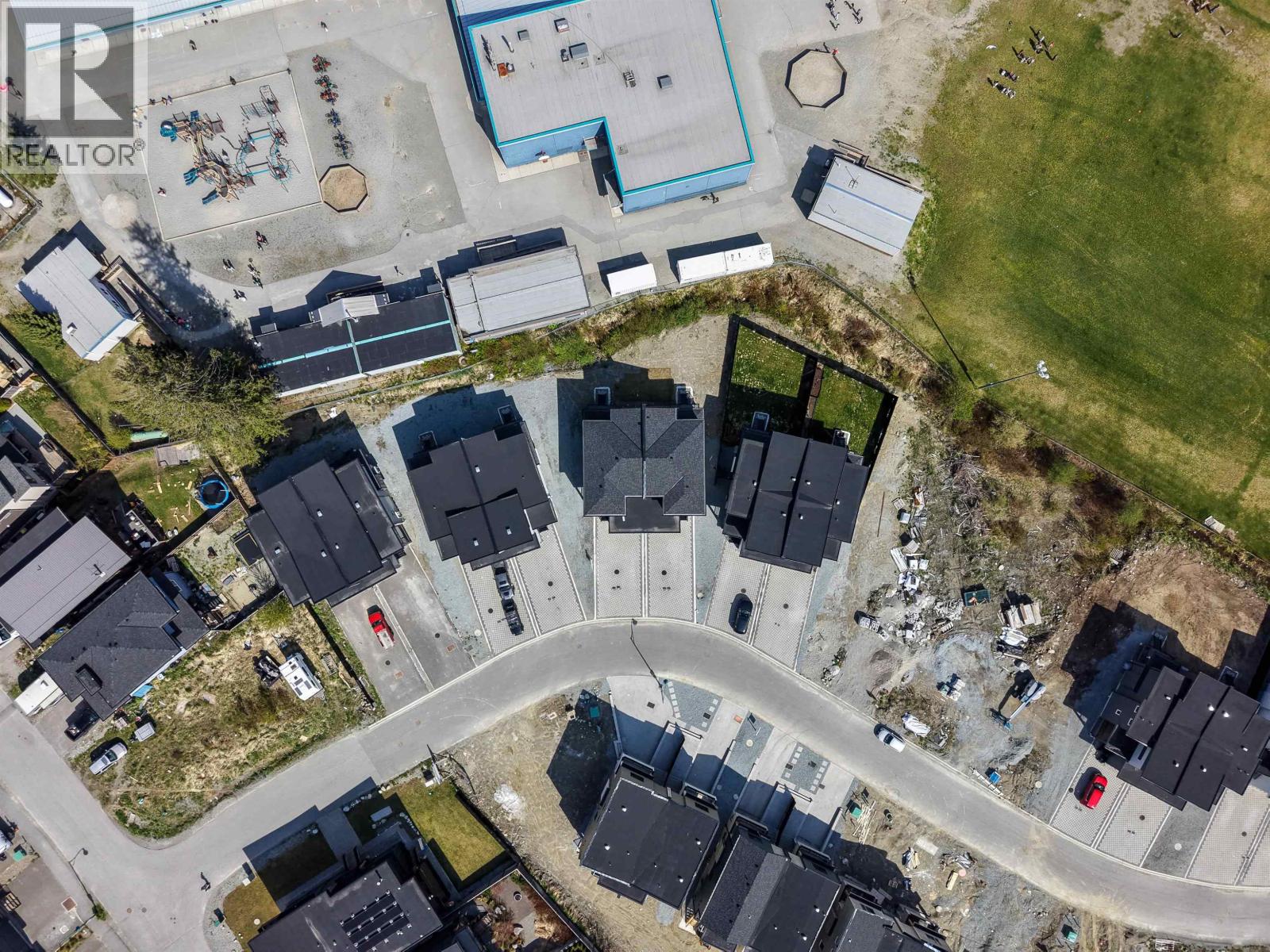 1005 Phare Crescent, Pemberton, British Columbia  V0N 2L1 - Photo 30 - R3114883