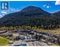 1005 PHARE CRESCENT, Pemberton, British Columbia