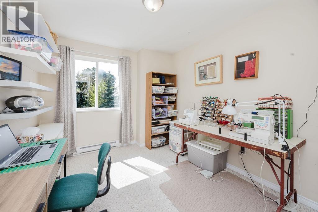 6308 Jasper Road, Sechelt, British Columbia  V0N 3A7 - Photo 14 - R3114886