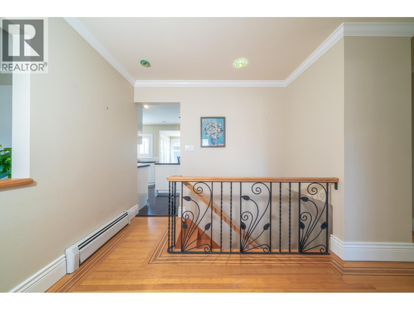 4824 Fairlawn Drive, Burnaby, British Columbia  V5C 3R8 - Photo 5 - R3114893