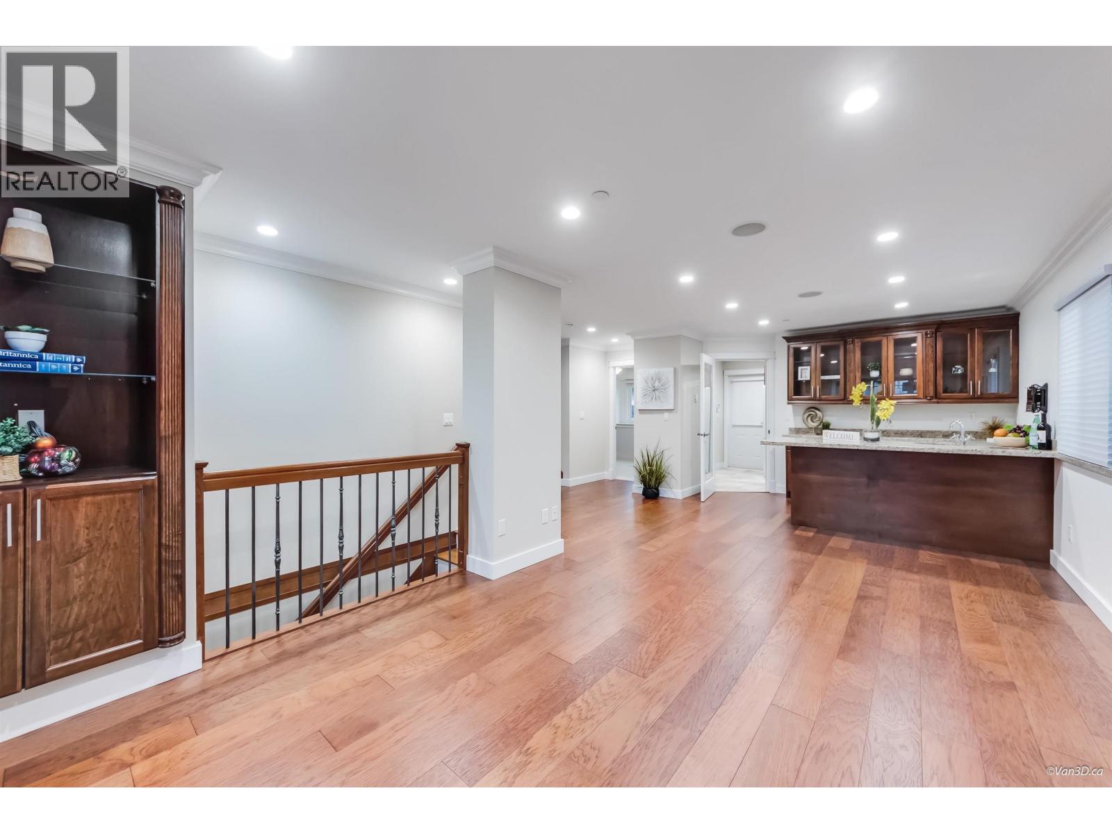 6167 Commercial Street, Vancouver, British Columbia  V5P 3P2 - Photo 4 - R3114899