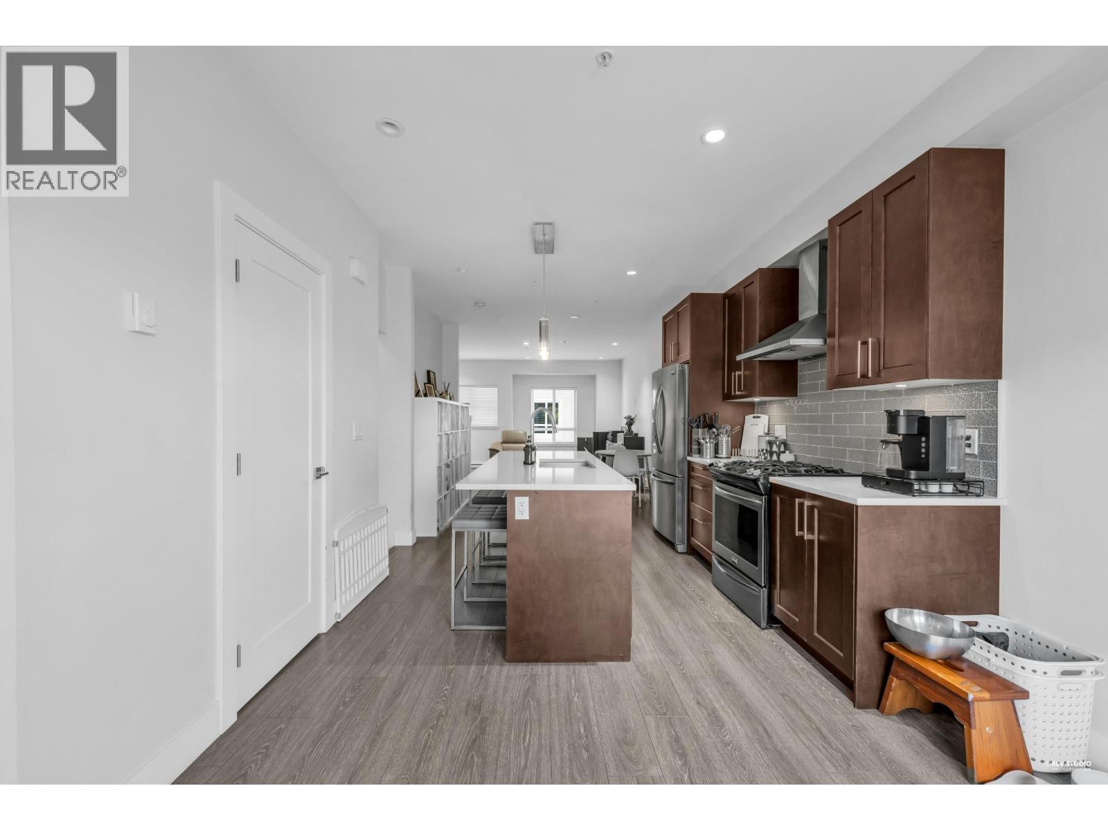 66 843 Ewen Avenue, New Westminster, British Columbia  V3M 0K6 - Photo 16 - R3113855