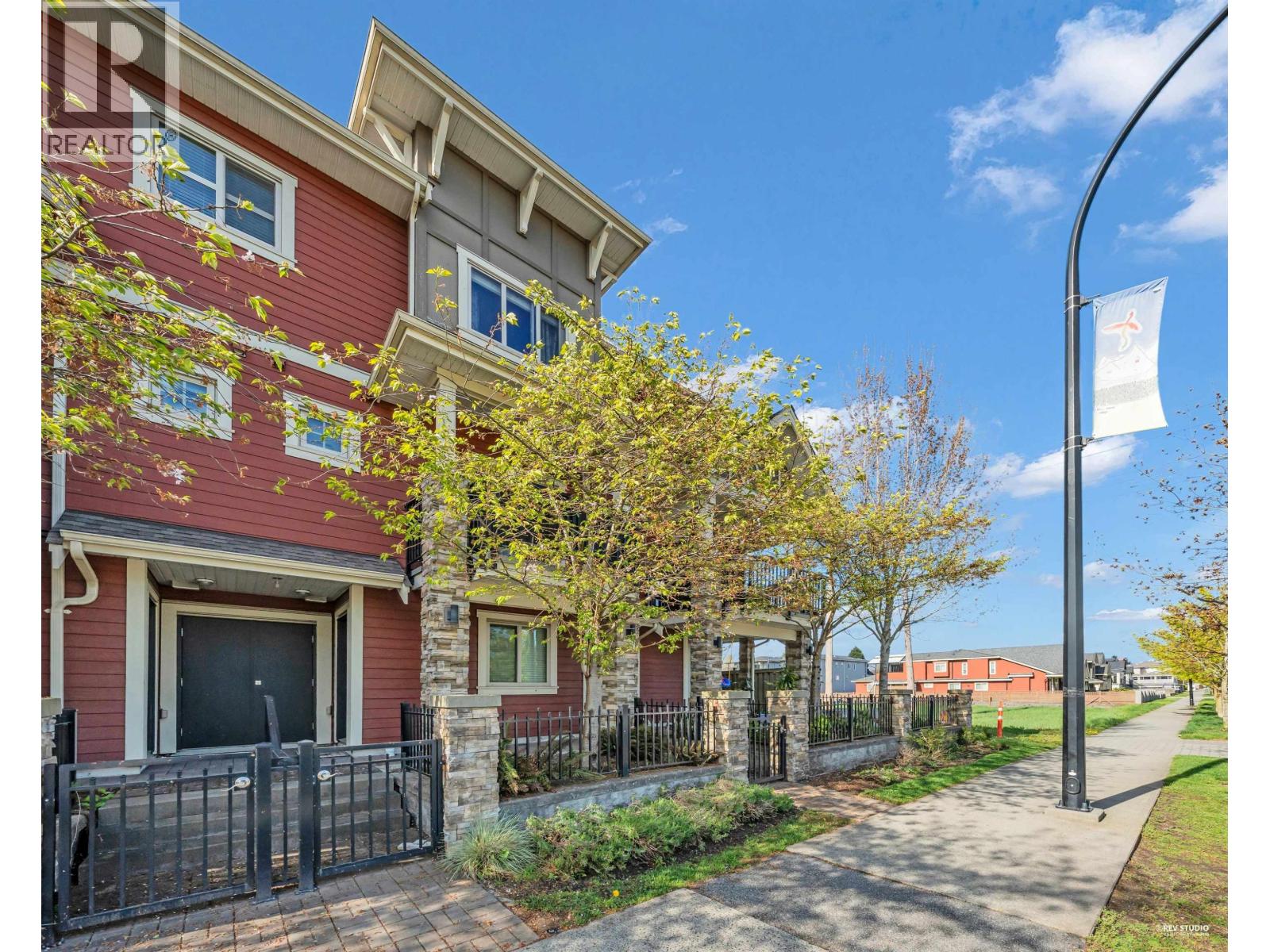 66 843 Ewen Avenue, New Westminster, British Columbia  V3M 0K6 - Photo 32 - R3113855