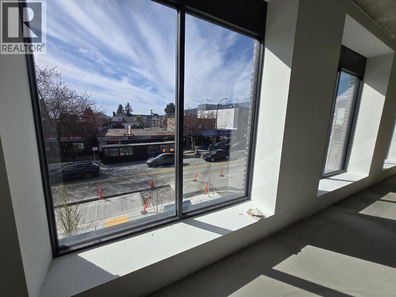 235 1712 Lonsdale Avenue, North Vancouver, British Columbia  V7M 2J7 - Photo 6 - C8078135