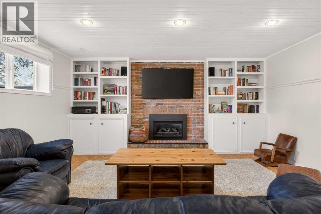 2507 Chicoutimi Drive Nw, Calgary, Alberta  T2L 0W4 - Photo 23 - A2301982