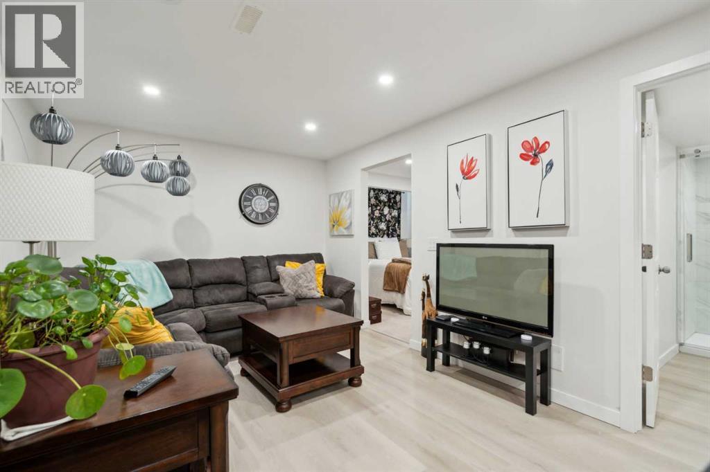 22 Nolanfield Heights NW, Calgary, Alberta  T3R 0M1 - Photo 28 - A2302346