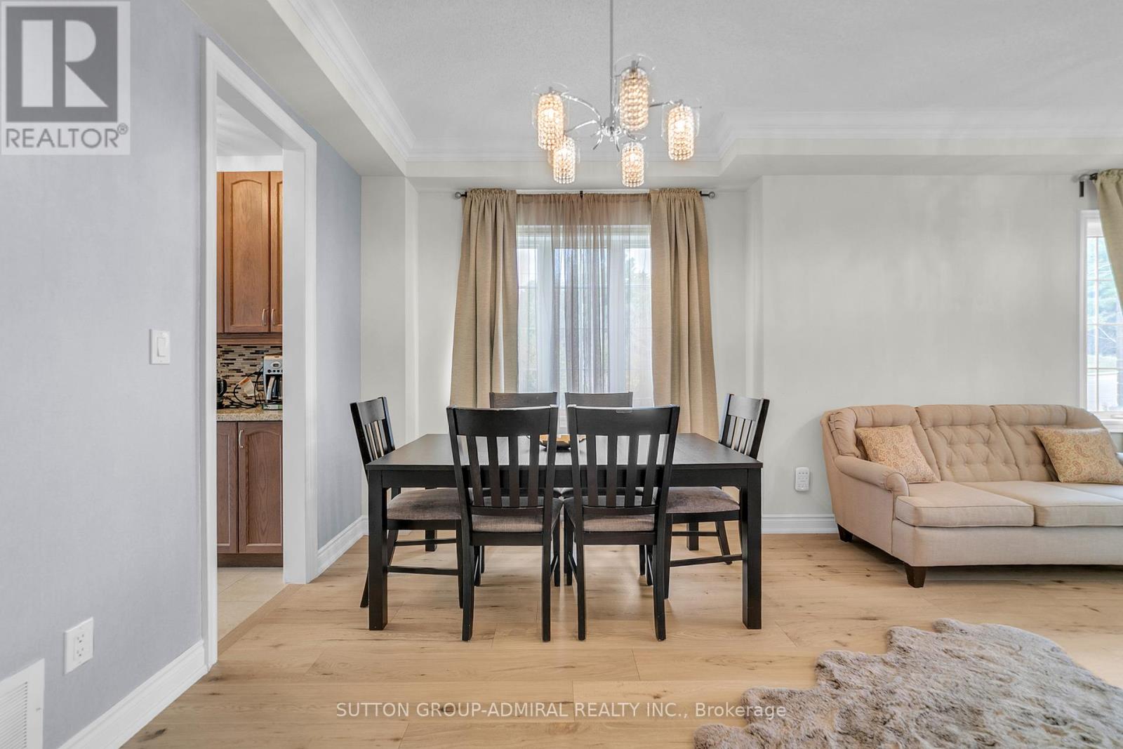 7 Gamble Glen Crescent, Richmond Hill, Ontario  L4S 2T3 - Photo 7 - N13033116