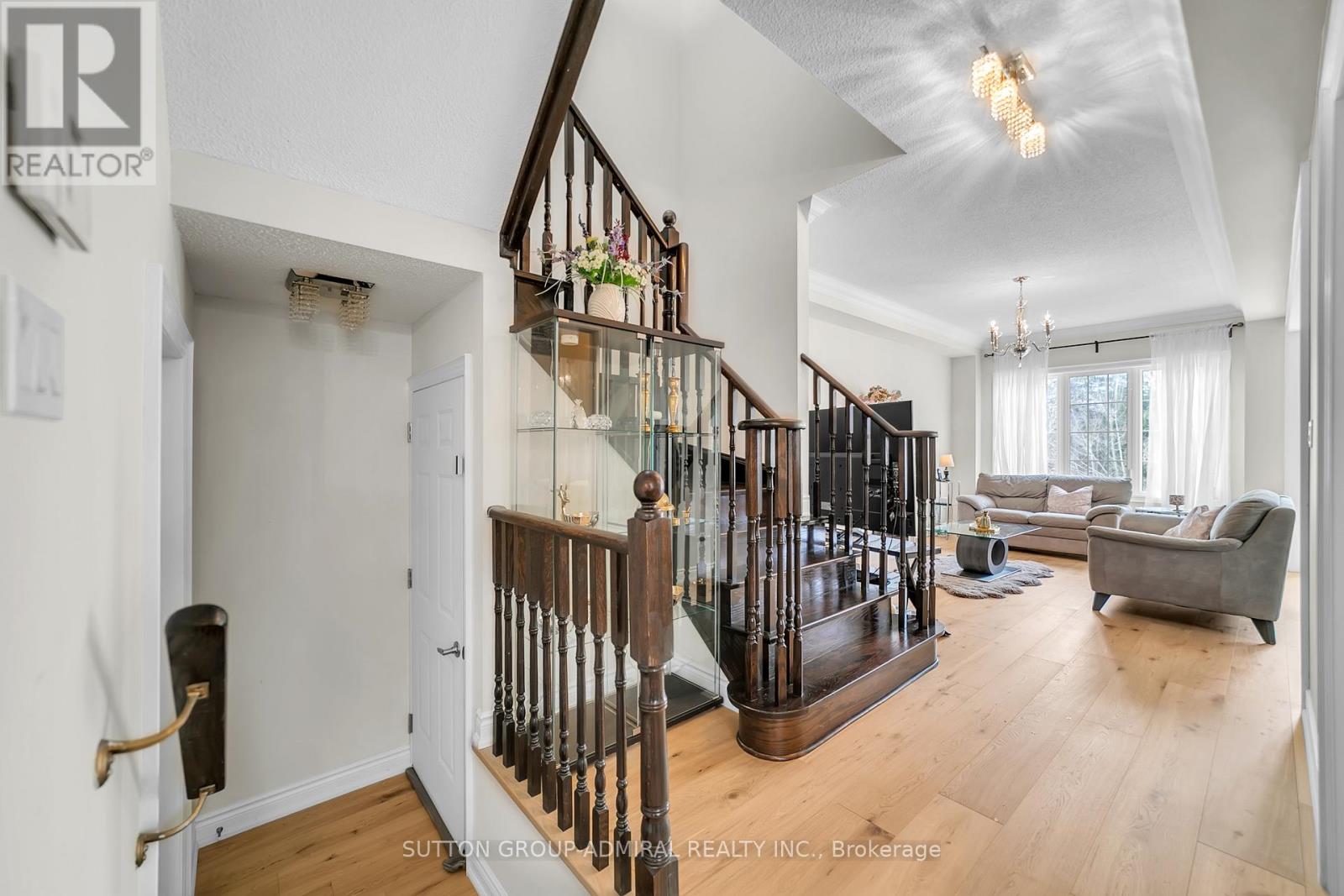 7 Gamble Glen Crescent, Richmond Hill, Ontario  L4S 2T3 - Photo 9 - N13033116