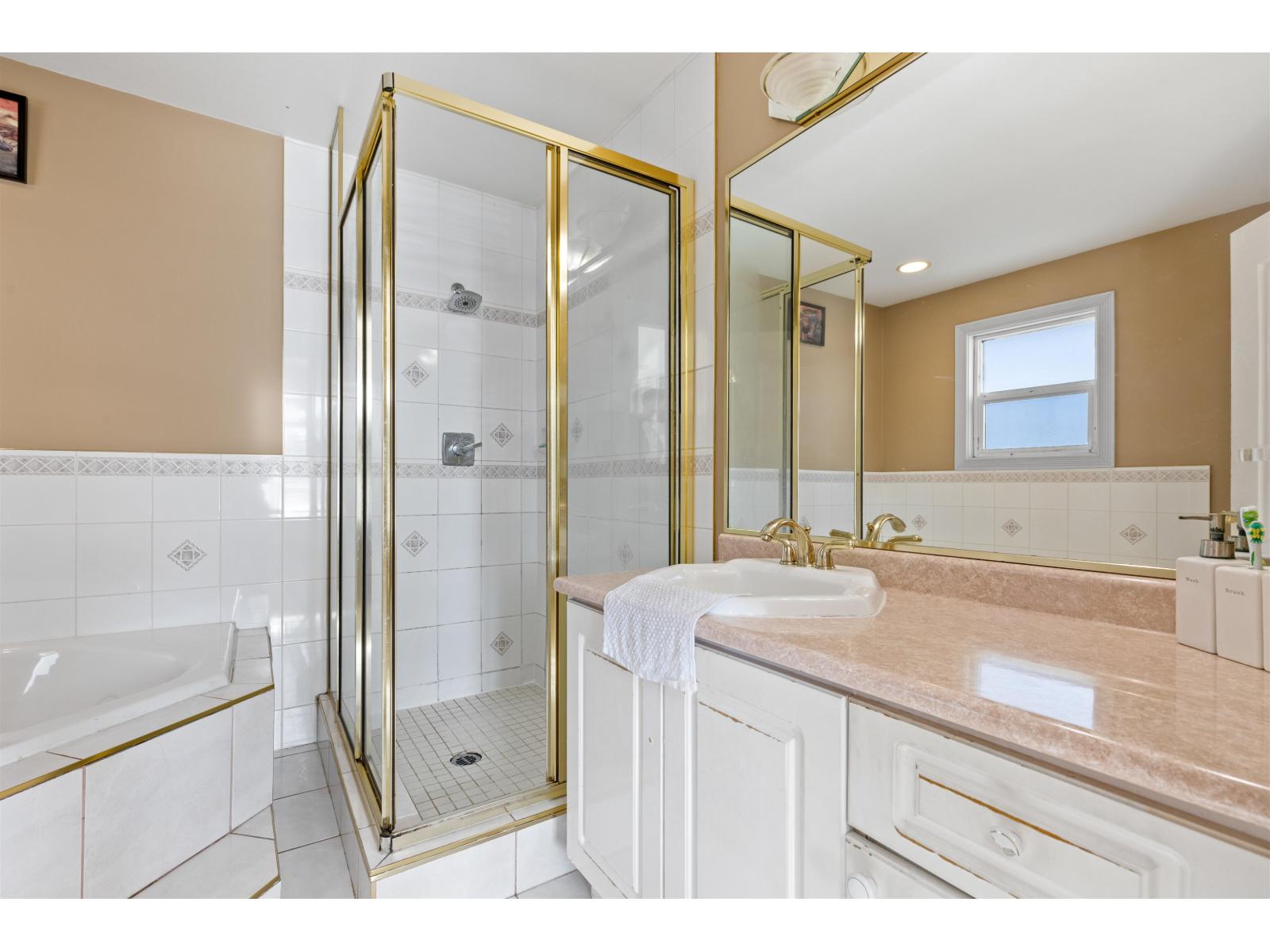 12865 63a Avenue, Surrey, British Columbia  V3X 3S9 - Photo 18 - R3114915