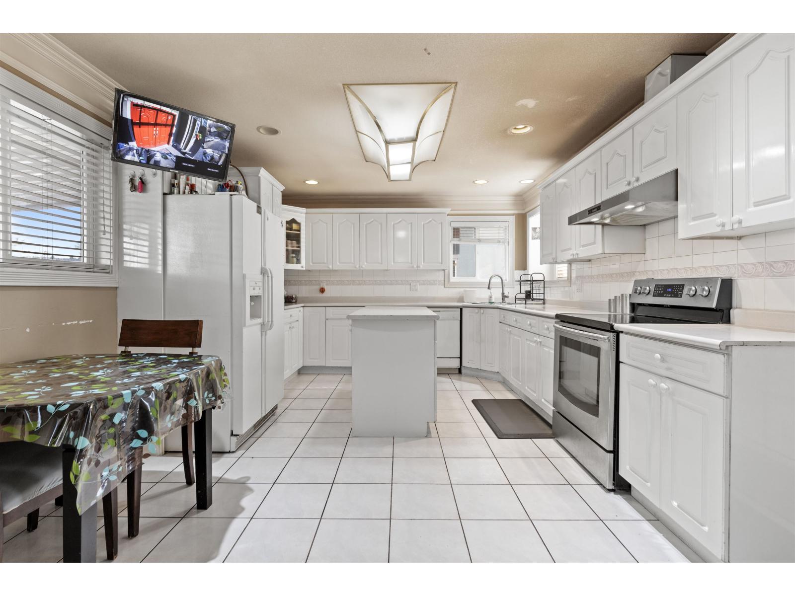 12865 63a Avenue, Surrey, British Columbia  V3X 3S9 - Photo 7 - R3114915