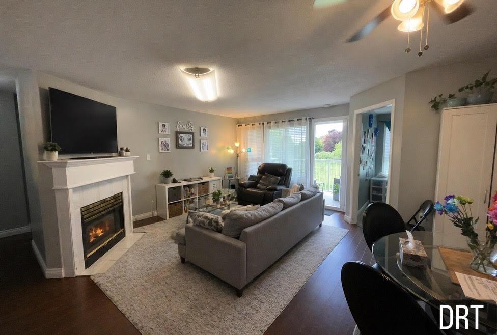 203 17740 58a Avenue, Surrey, British Columbia  V3S 8M5 - Photo 2 - R3114490