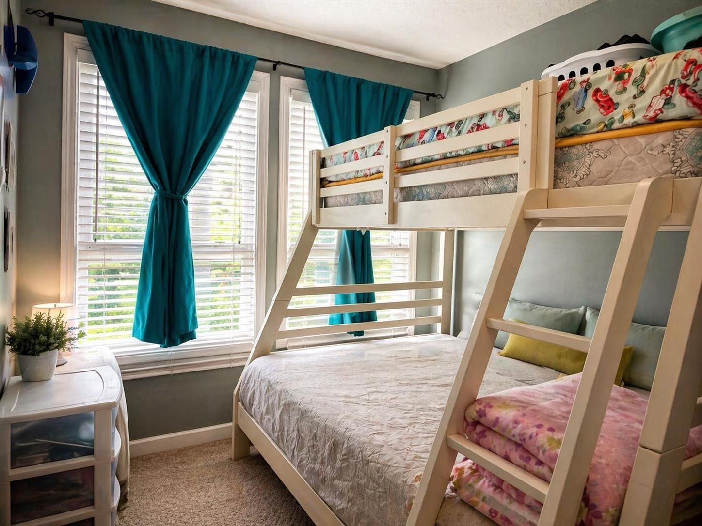 203 17740 58a Avenue, Surrey, British Columbia  V3S 8M5 - Photo 5 - R3114490