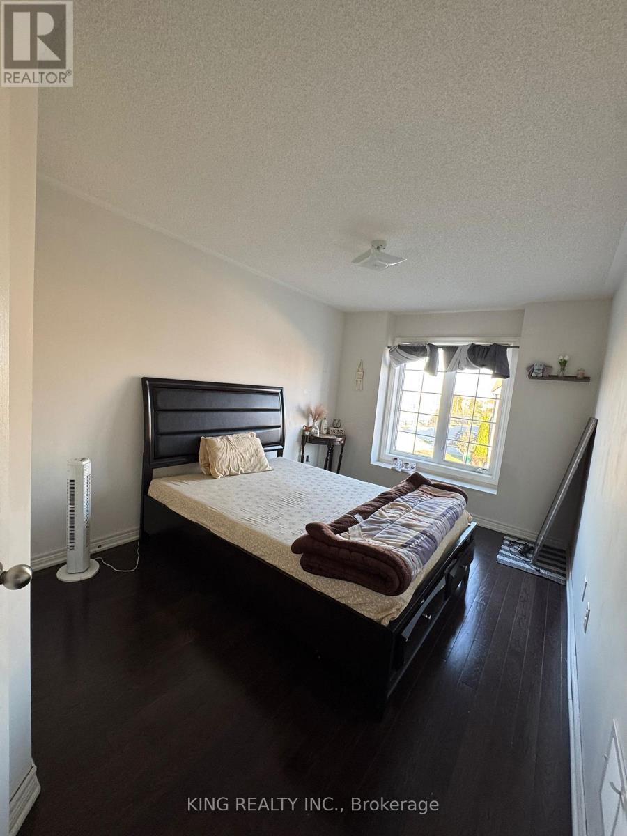 18 Eastlake Road, Brampton, Ontario  L7A 3S2 - Photo 22 - W13033114