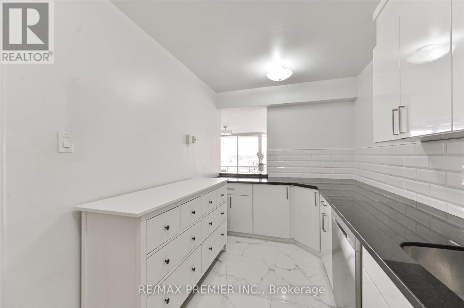 604 - 25 Four Winds Drive, Toronto, Ontario  M3J 1K8 - Photo 23 - W13033118