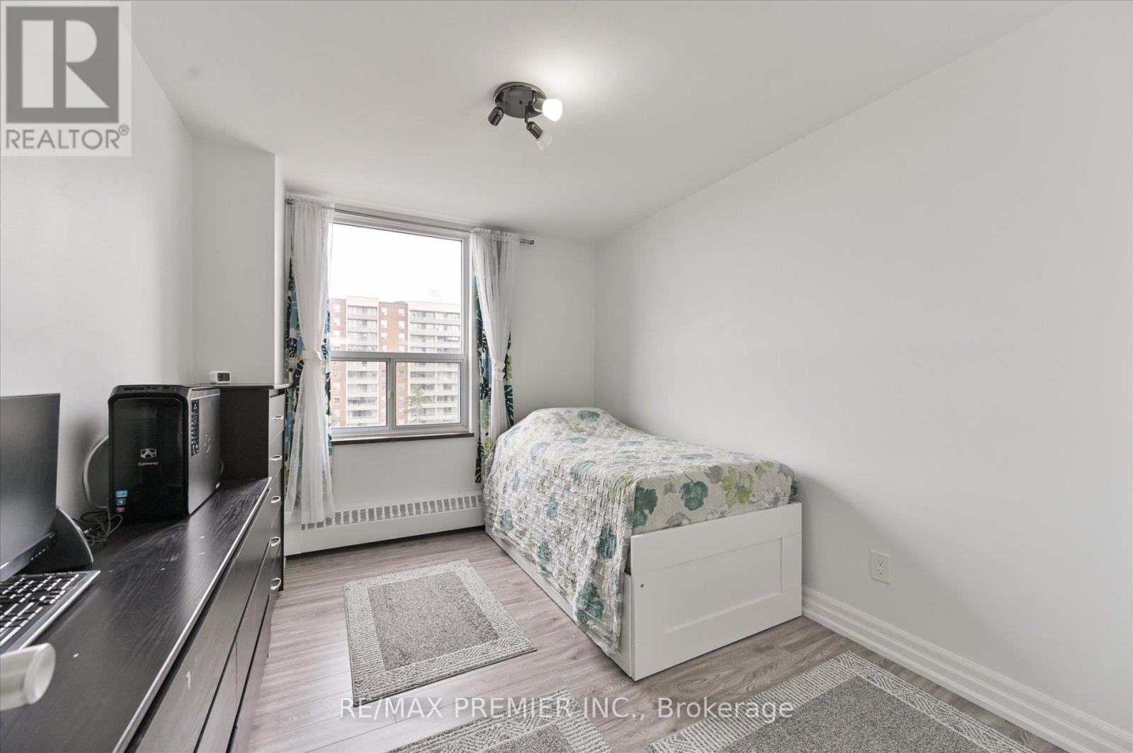 604 - 25 Four Winds Drive, Toronto, Ontario  M3J 1K8 - Photo 8 - W13033118