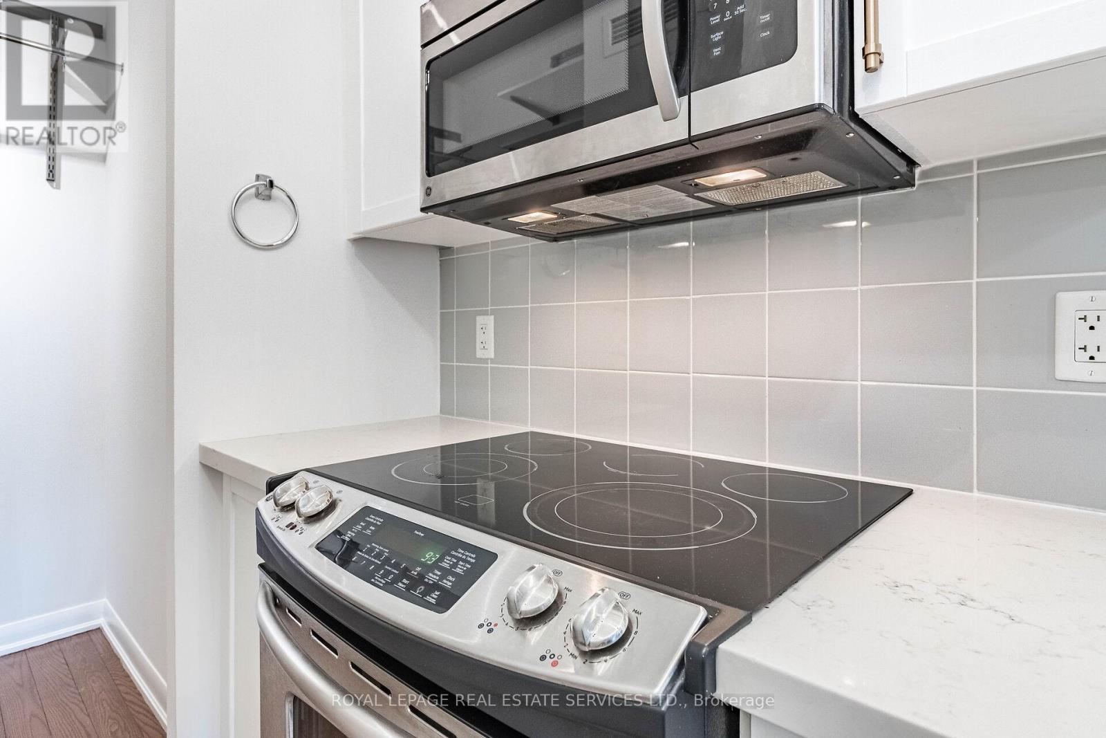 111 - 205 Sherway Gardens Road, Toronto, Ontario  M9C 0A5 - Photo 20 - W13033122