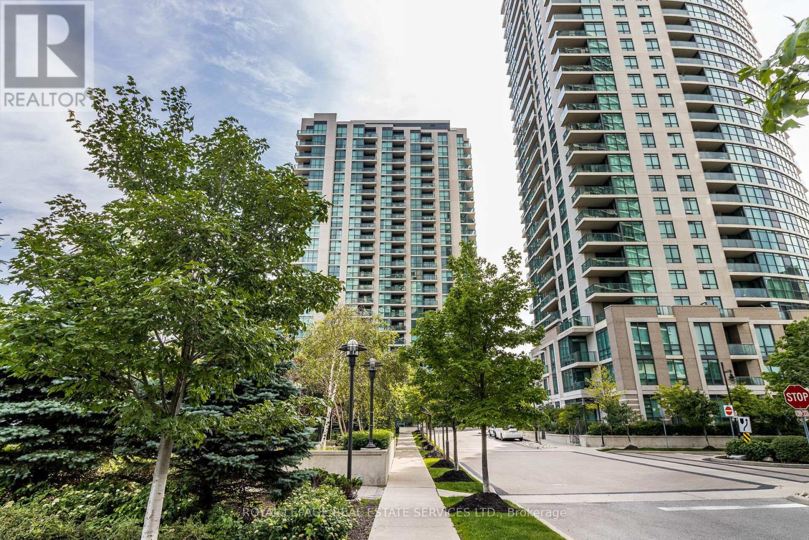 111 - 205 Sherway Gardens Road, Toronto, Ontario  M9C 0A5 - Photo 3 - W13033122