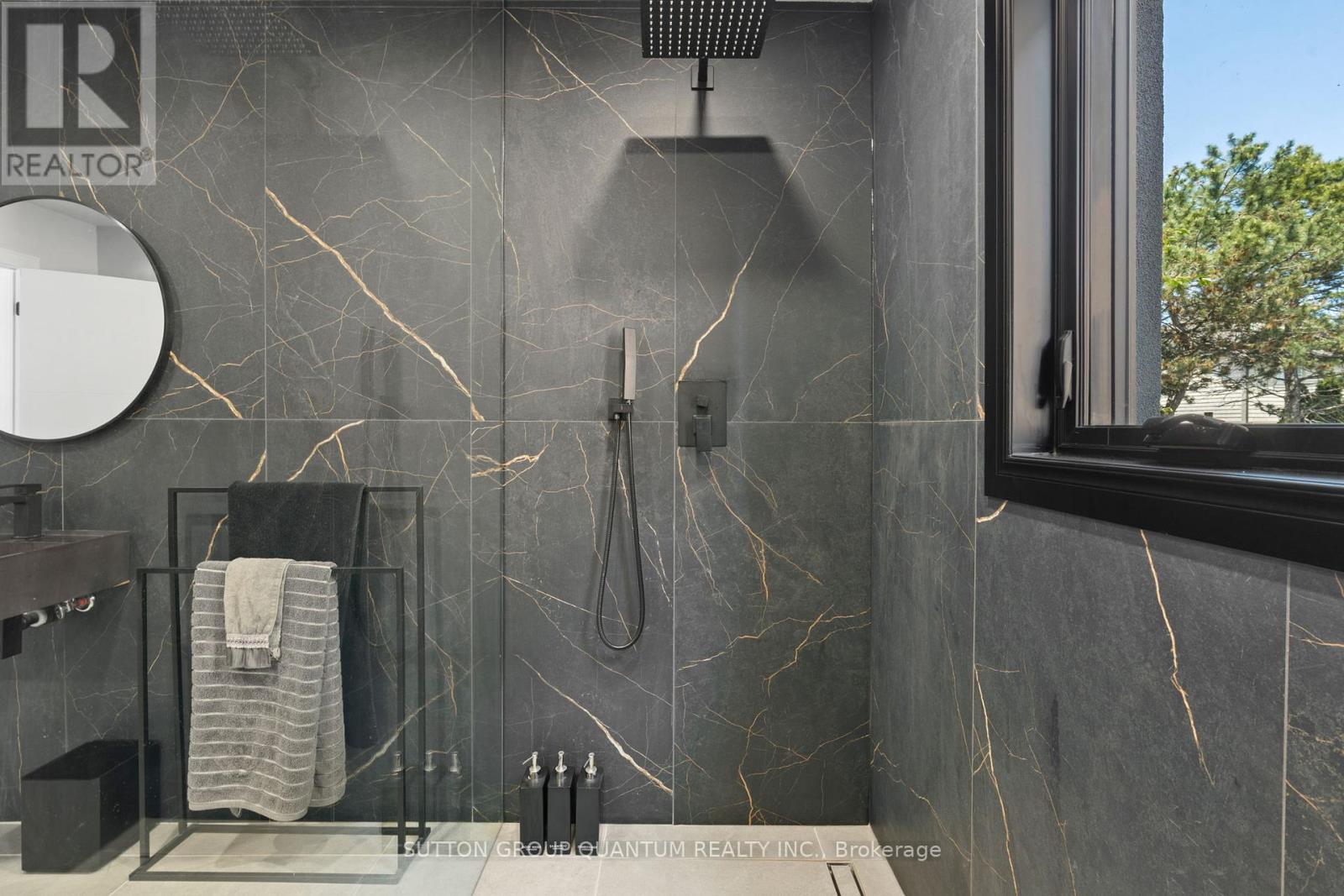 17 Clearview Drive, Hamilton, Ontario  L8K 4Y4 - Photo 32 - X13033106