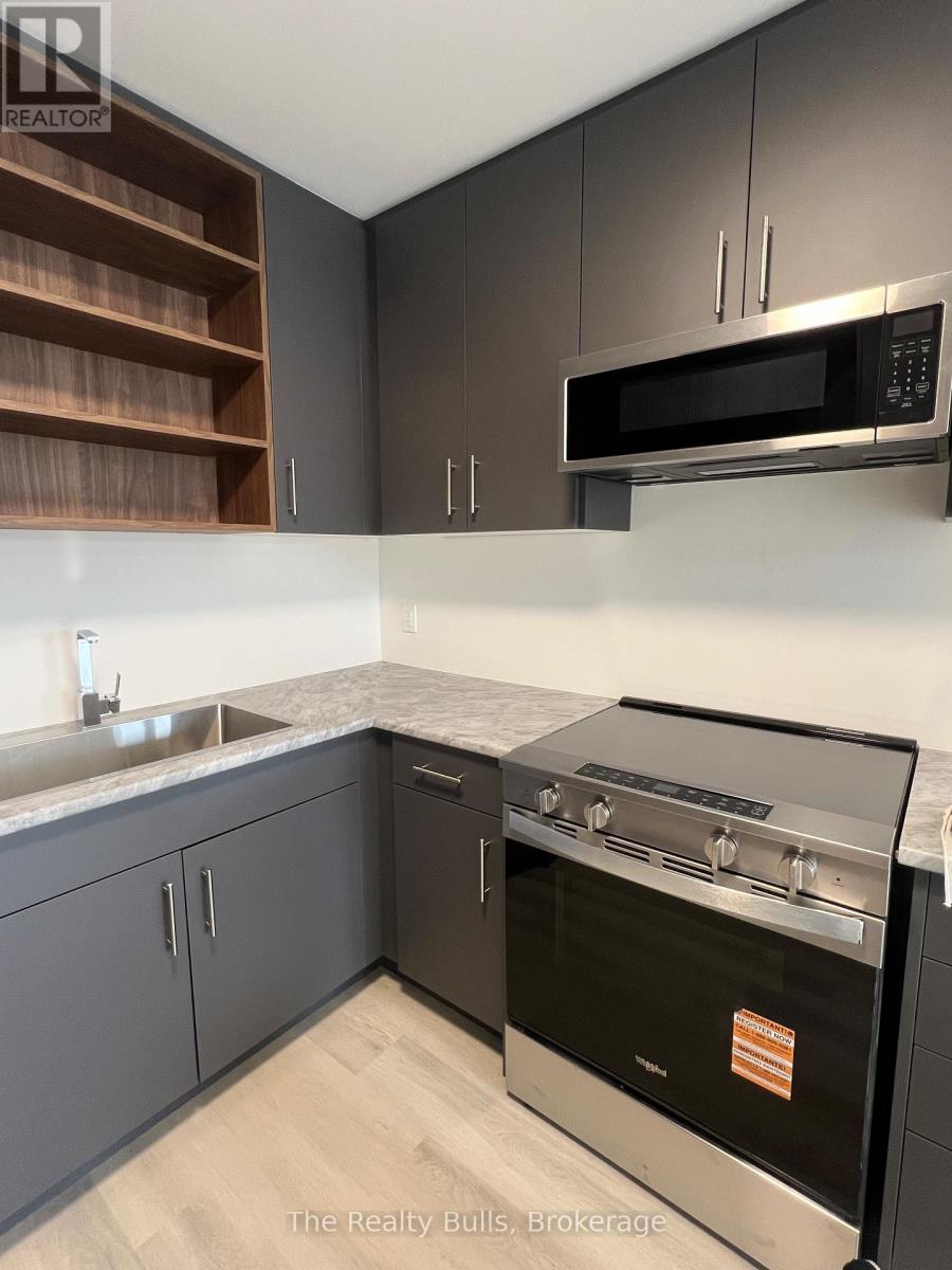 64 - 3 Abbot Street, St. Catharines, Ontario  L2P 2G3 - Photo 13 - X13033110