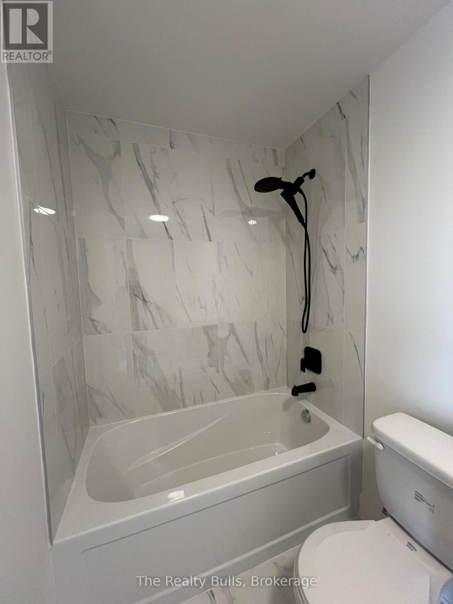 64 - 3 Abbot Street, St. Catharines, Ontario  L2P 2G3 - Photo 35 - X13033110