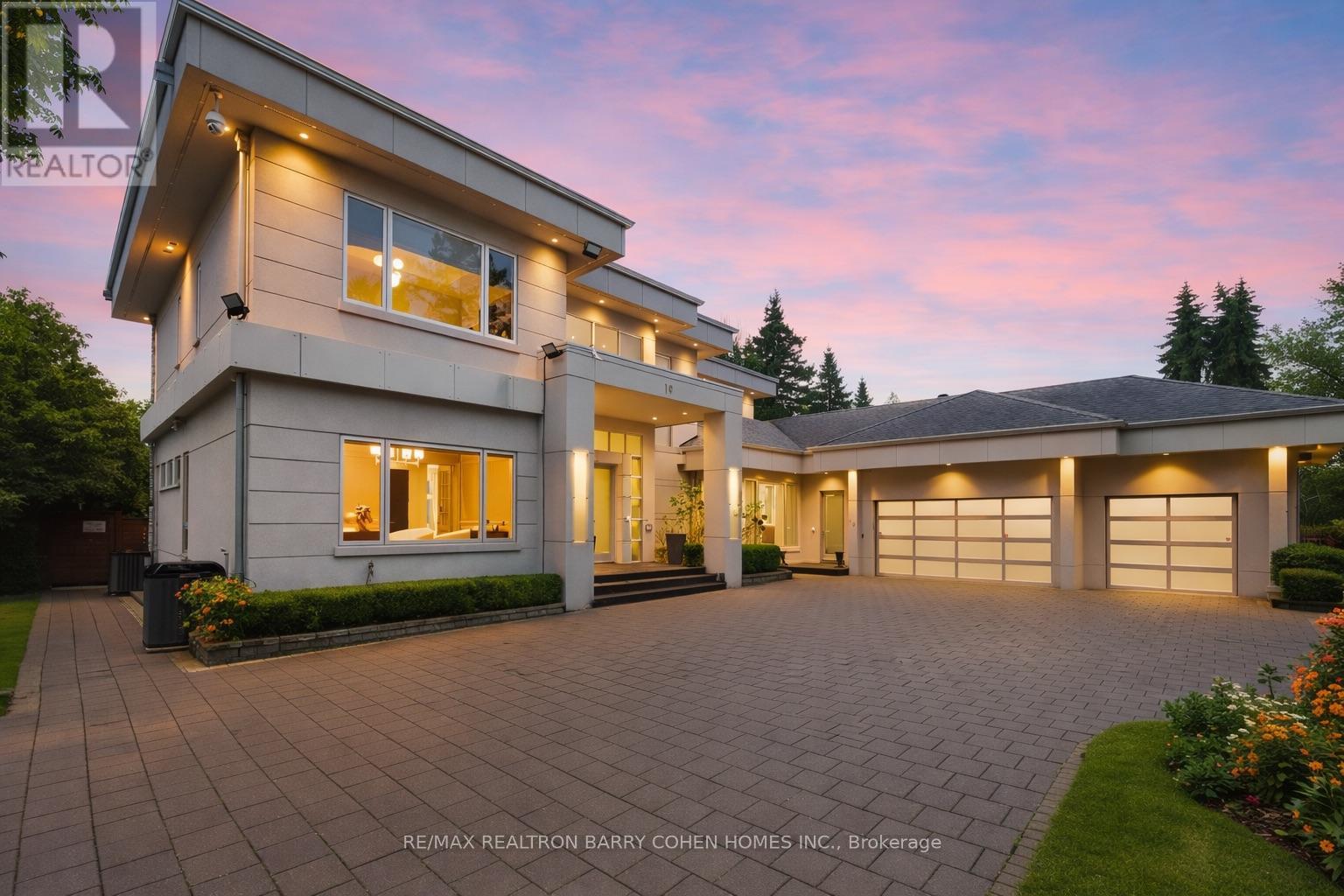 19 Maryvale Crescent, Richmond Hill, Ontario  L4C 6P6 - Photo 2 - N13023760