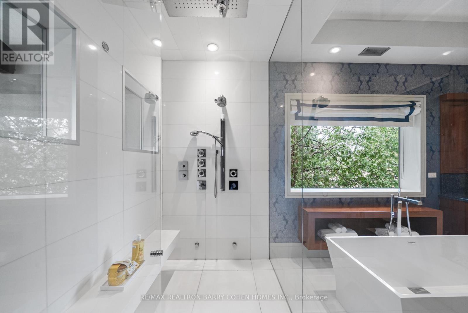 19 Maryvale Crescent, Richmond Hill, Ontario  L4C 6P6 - Photo 34 - N13023760