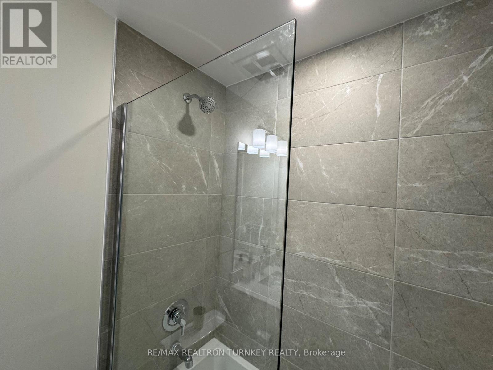 905 - 715 Davis Drive, Newmarket, Ontario  L3Y 0J2 - Photo 30 - N13032654