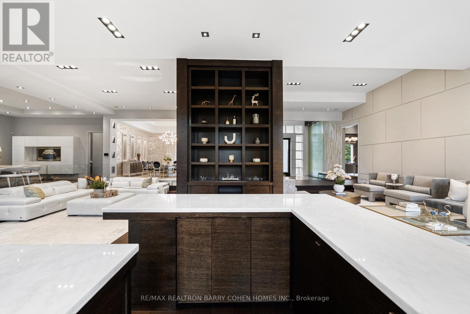 19 Maryvale Crescent, Richmond Hill, Ontario  L4C 6P6 - Photo 7 - N13023760