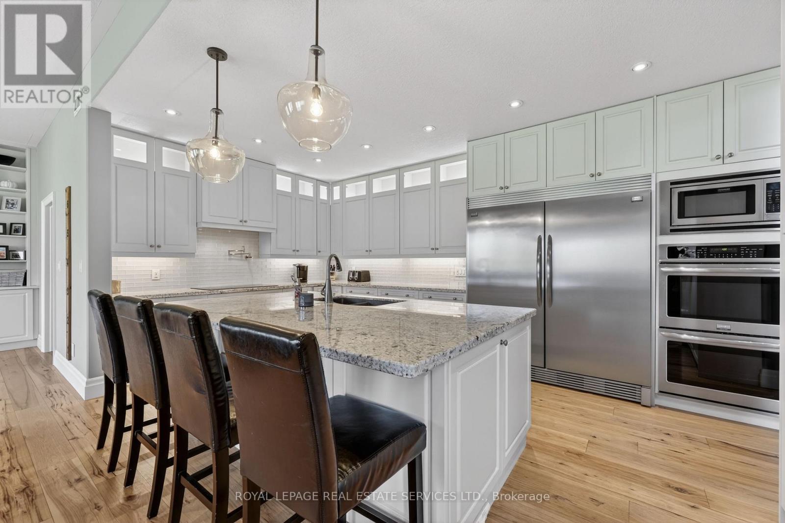 18 Walnut Drive, Wasaga Beach, Ontario  L9Z 0A9 - Photo 10 - S13015204