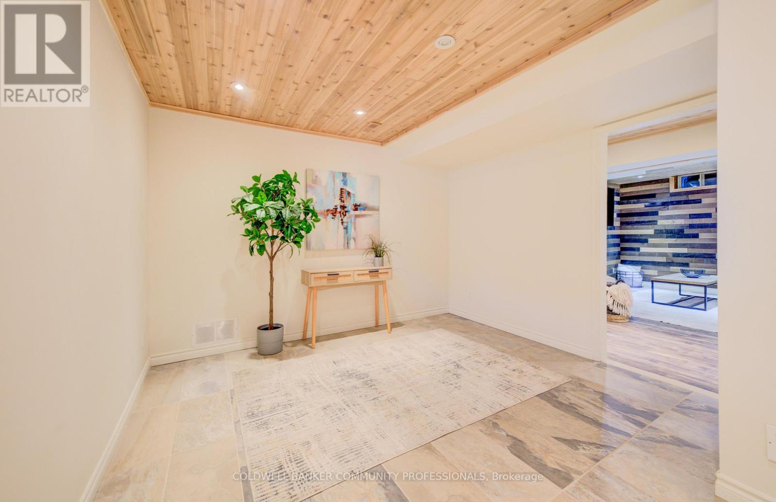 643 Phoebe Crescent, Burlington, Ontario  L7L 6E5 - Photo 38 - W13031268