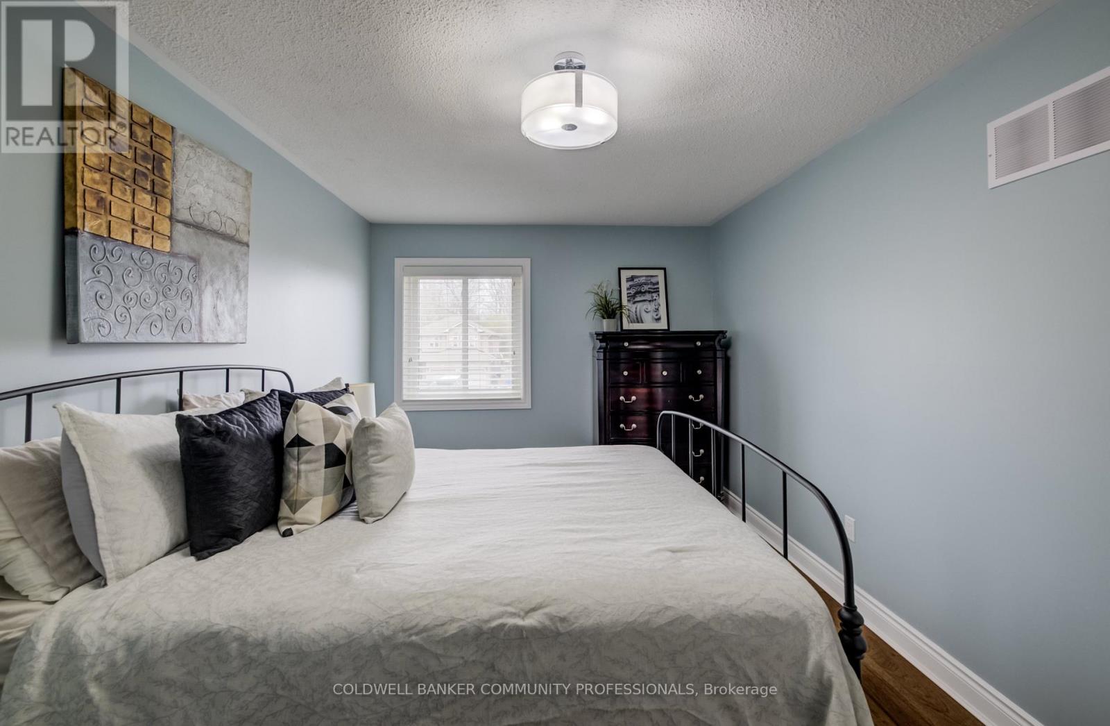 643 Phoebe Crescent, Burlington, Ontario  L7L 6E5 - Photo 27 - W13031268