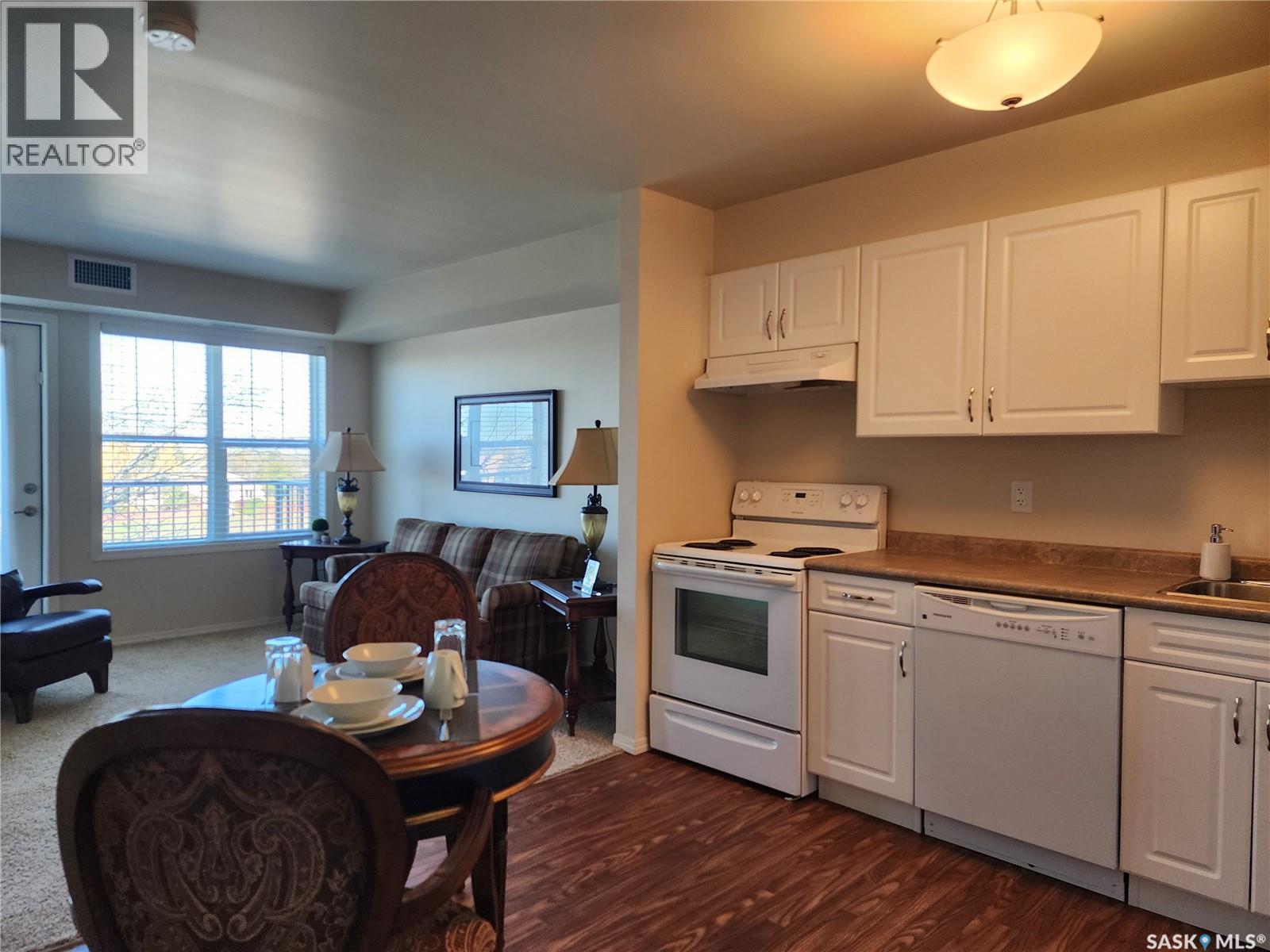 225 680 7th Avenue E, Melville, Saskatchewan  S0A 2P0 - Photo 10 - SK033711