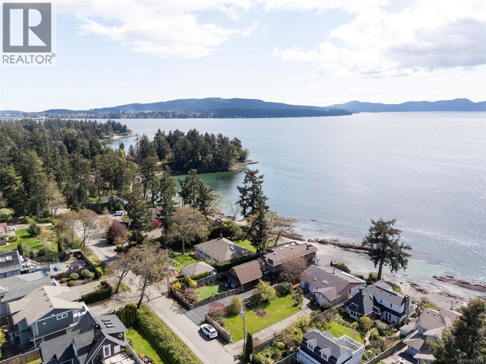 10646 Madrona Dr, North Saanich, British Columbia  V8L 5L8 - Photo 89 - 1033121