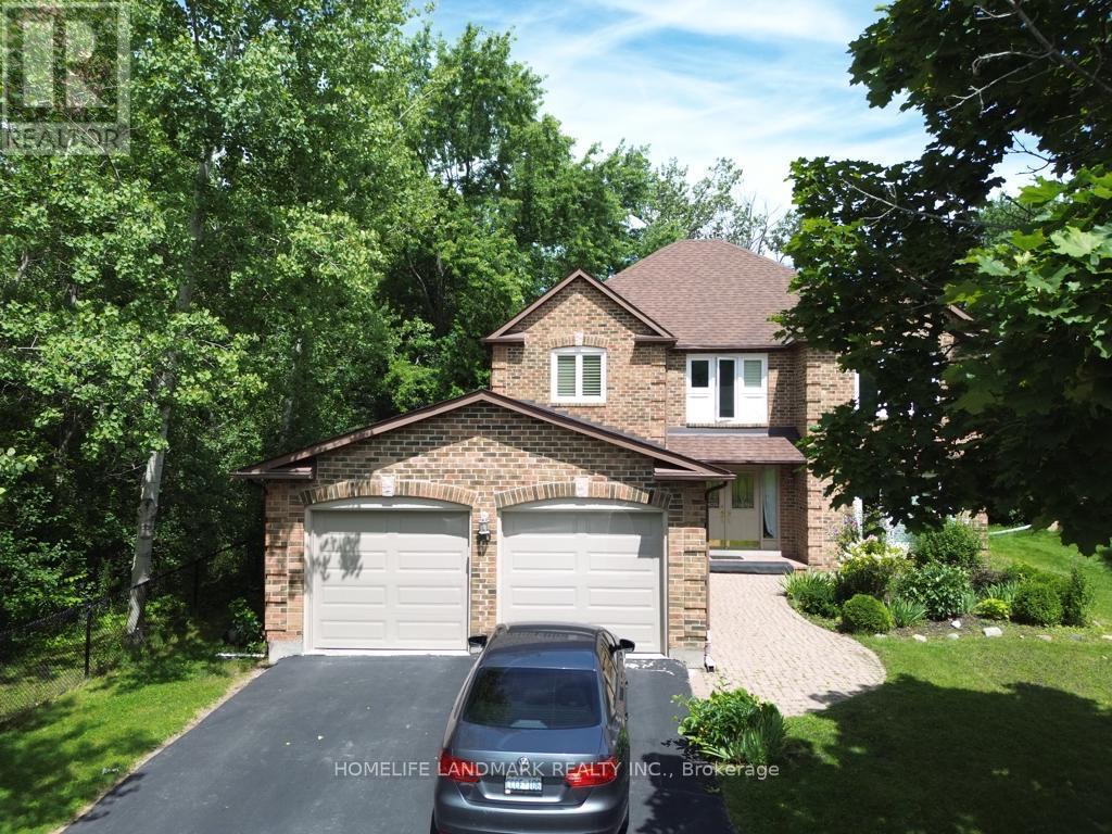 16 WILLIS DRIVE, Aurora, Ontario