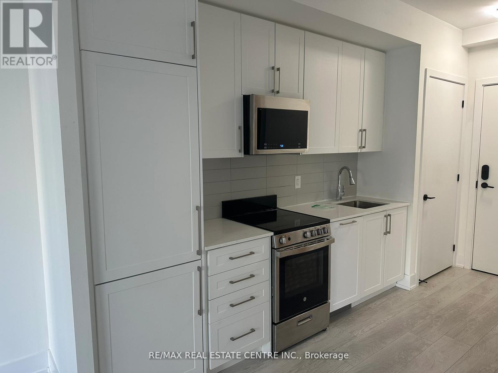 247 - 2450 Old Bronte Road, Oakville, Ontario  L6M 5P6 - Photo 2 - W13021768