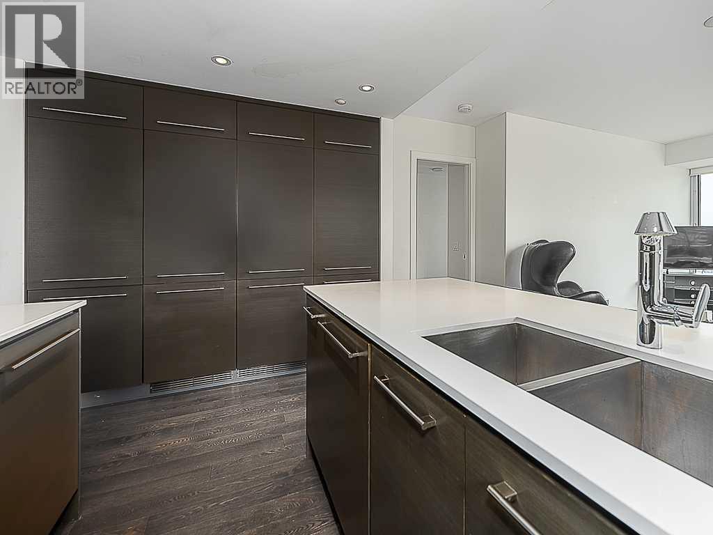 805, 1025 5 Avenue SW, Calgary, Alberta  T2P 1N4 - Photo 10 - A2302731