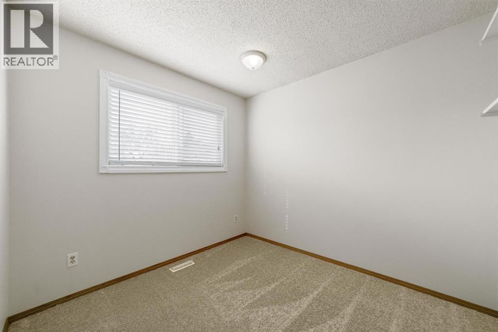 6609 Enevold Drive, Camrose, Alberta  T4V 3J9 - Photo 17 - A2301648