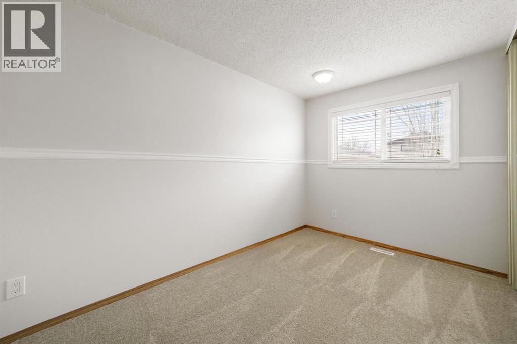 6609 Enevold Drive, Camrose, Alberta  T4V 3J9 - Photo 19 - A2301648