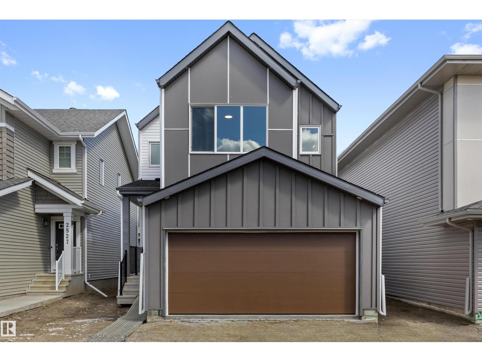 2523 210 ST NW, edmonton, Alberta