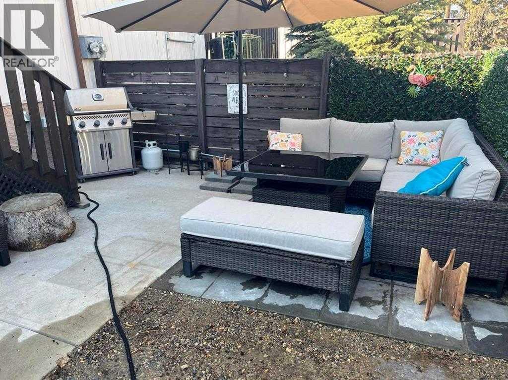 172 Oaktree Lane Sw, Calgary, Alberta  T2V 4E4 - Photo 22 - A2302781