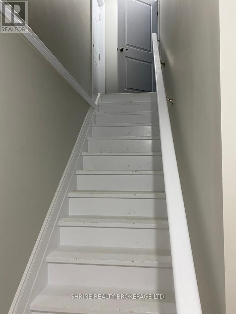 Lower Unit - 2779 Doyle Drive, London South, Ontario  N6M 0G6 - Photo 3 - X13033144