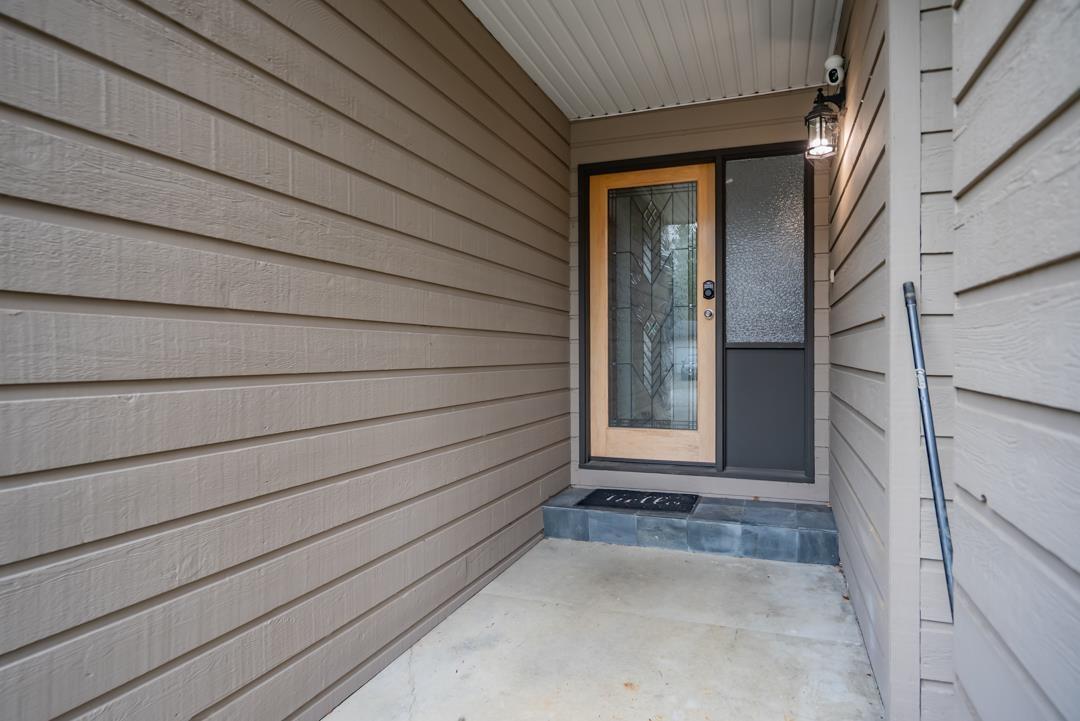 34899 Glenn Mountain Drive, Abbotsford, British Columbia  V3G 1C2 - Photo 2 - R3114389