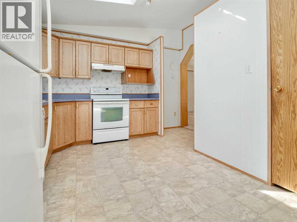 2921 31 Avenue S, Lethbridge, Alberta  T1K 6S6 - Photo 16 - A2269482