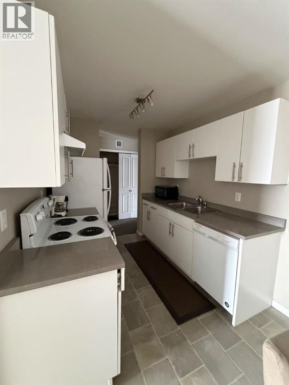 1023, 201 Abasand Drive, Fort Mcmurray, Alberta  T9J 1J1 - Photo 5 - A2304437